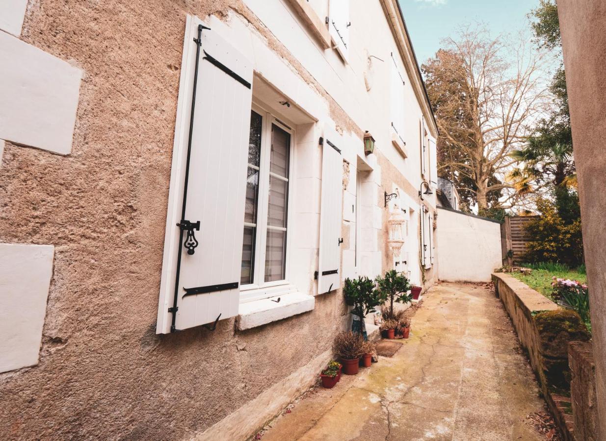 Lebeaubrun_ Hypercentre_ Duplex Apartment Amboise Exterior photo